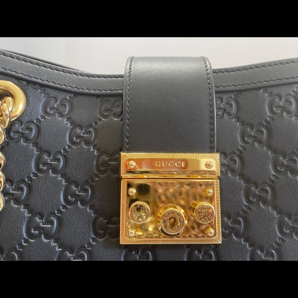 Authentic Gucci Tote - Picture 5 of 9